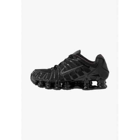 Paire de chaussures shox dn